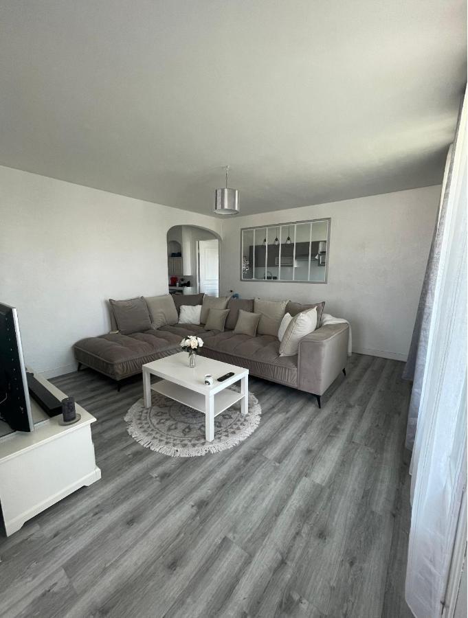 Appartement Proche Aeroport Marignane Esterno foto