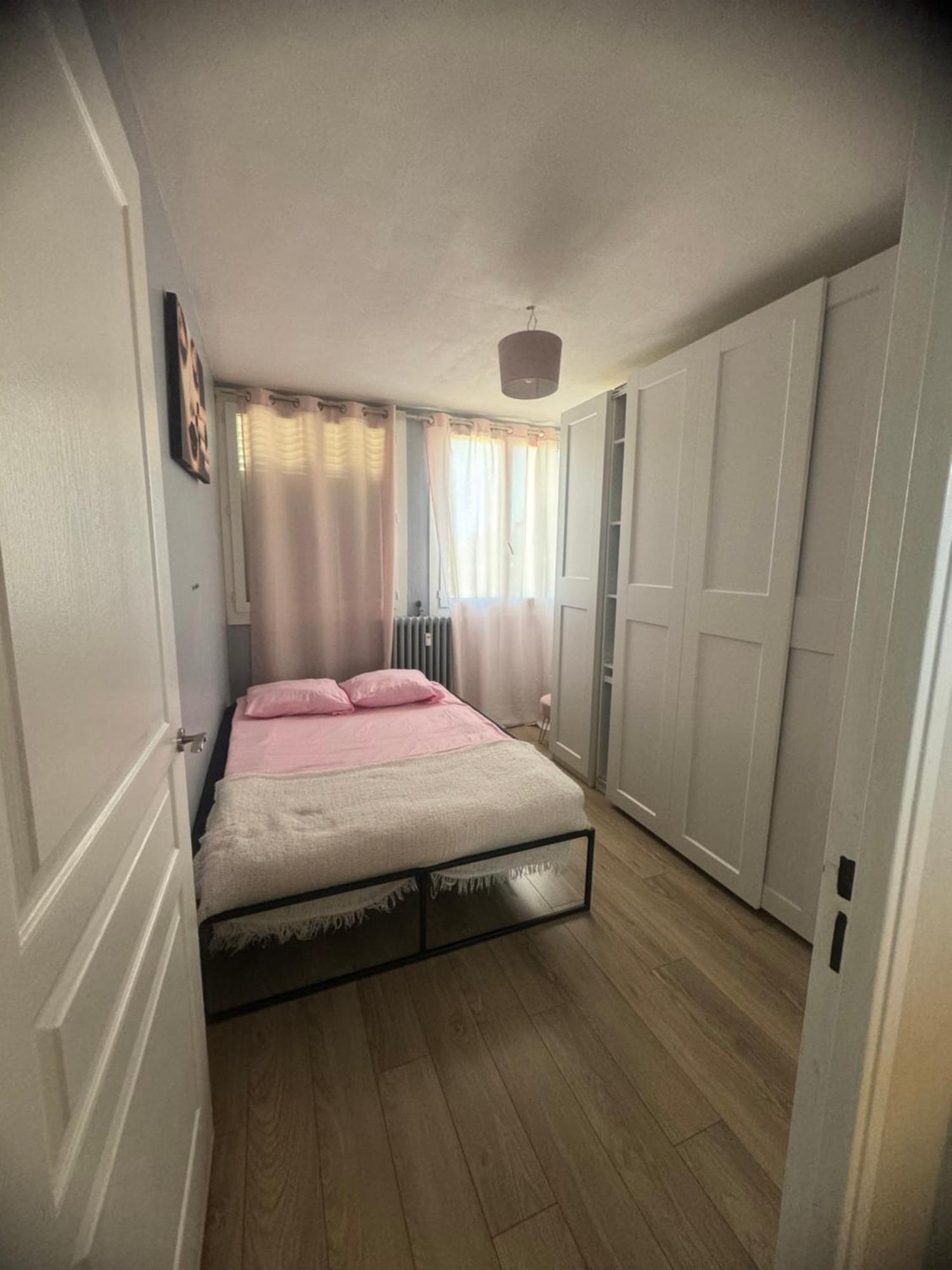 Appartement Proche Aeroport Marignane Esterno foto